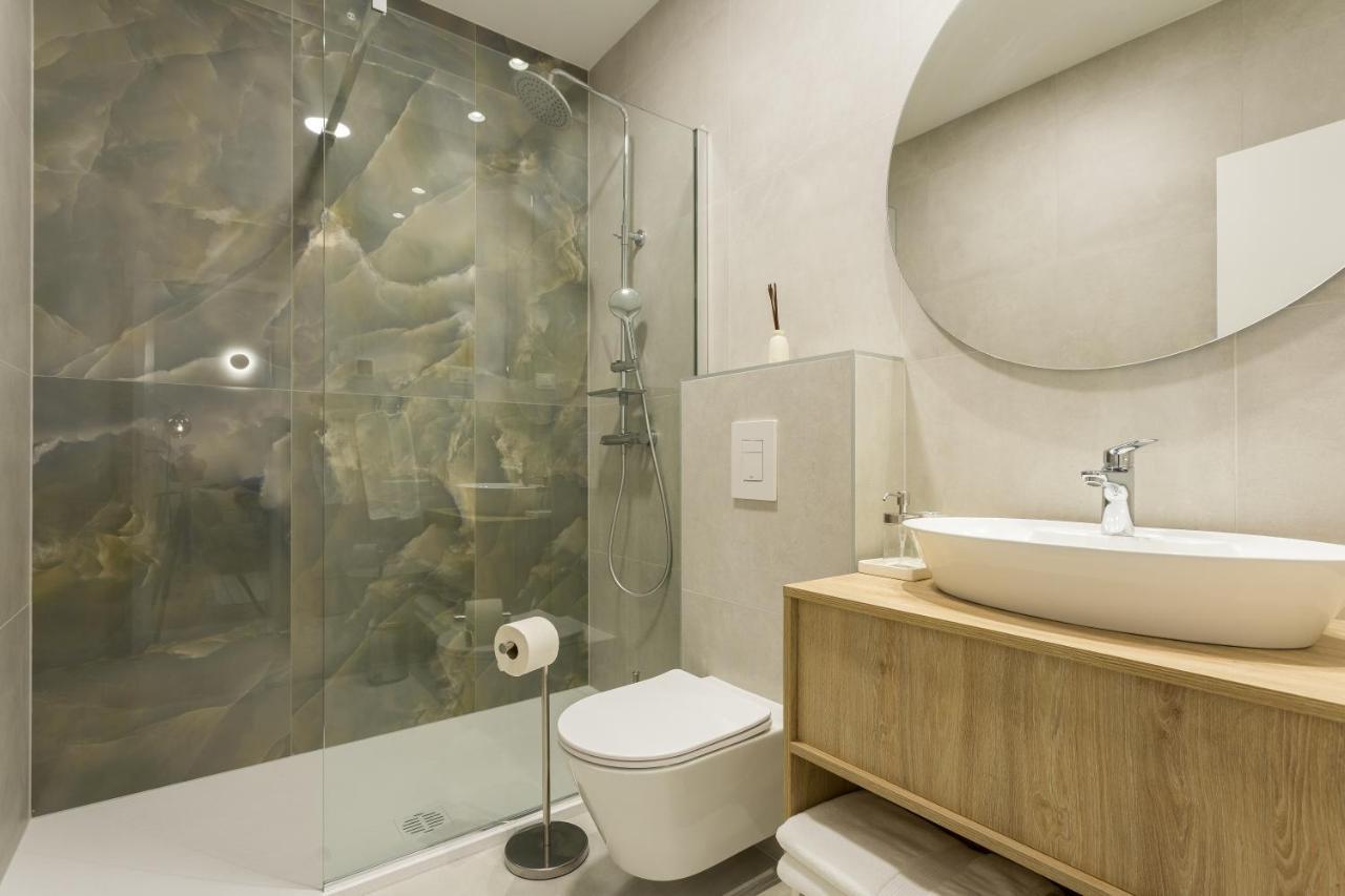 Top Floor Luxury Suite สปลิท ภายนอก รูปภาพ